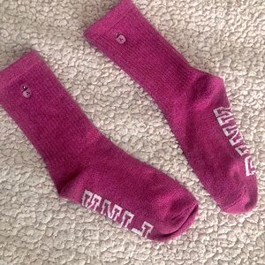 VS PINK HOT PINK SOCKS